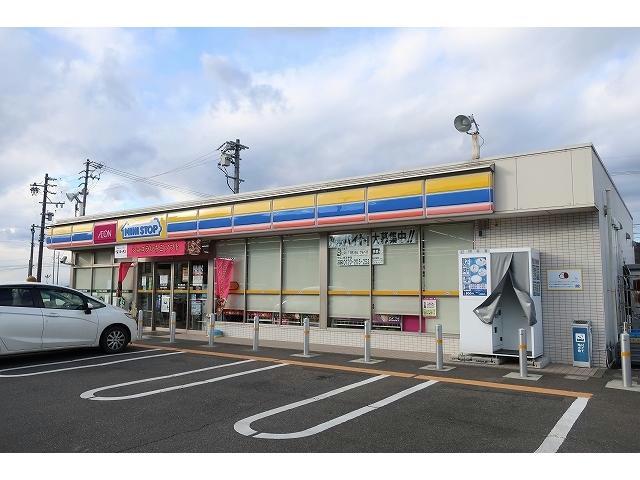 コンビニ　ミニストップ（コンビニ）まで1300m
