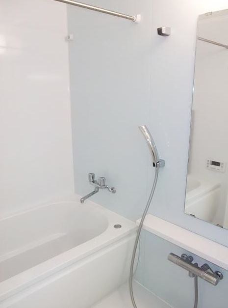 バス・シャワールーム　別部屋参照写真