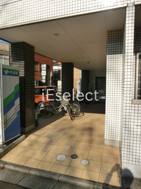 エントランス　エントランス。