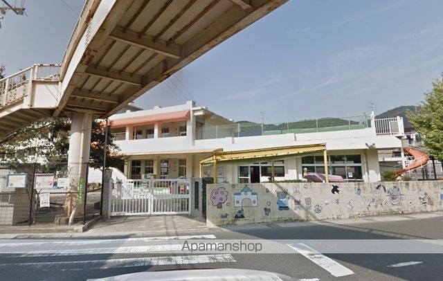 幼稚園・保育園　温品幼稚園（幼稚園・保育園）まで922m