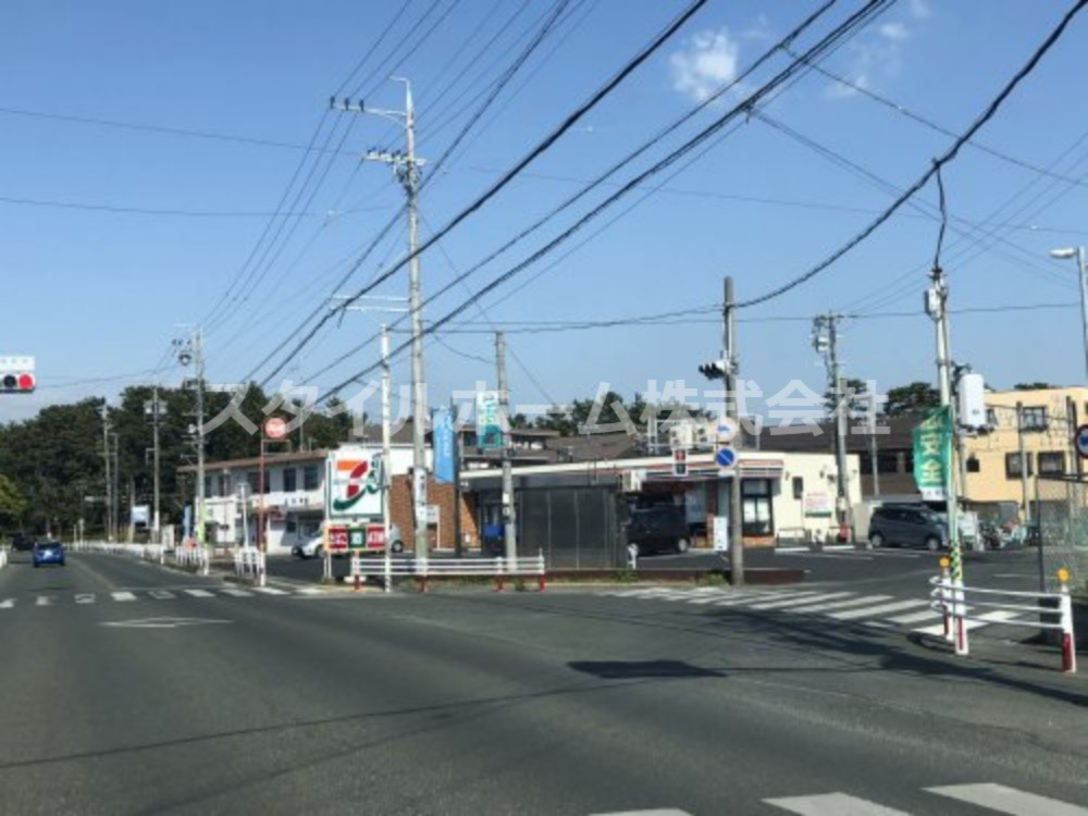 コンビニ　セブンイレブン 豊橋高師町店（コンビニ）まで732m