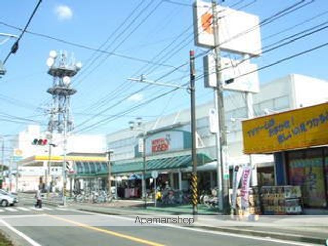 スーパー　そうてつローゼン高田店（スーパー）まで378m