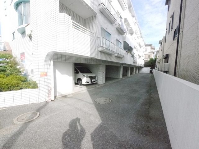 駐車場　★敷地内の駐車場です★