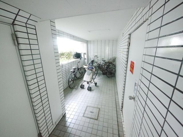 その他共有部分　★敷地内の駐輪スペースです★