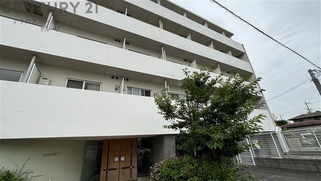建物外観　安心のオートロック付き♪