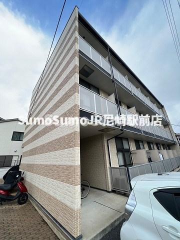 建物外観　外観は落ち着いています