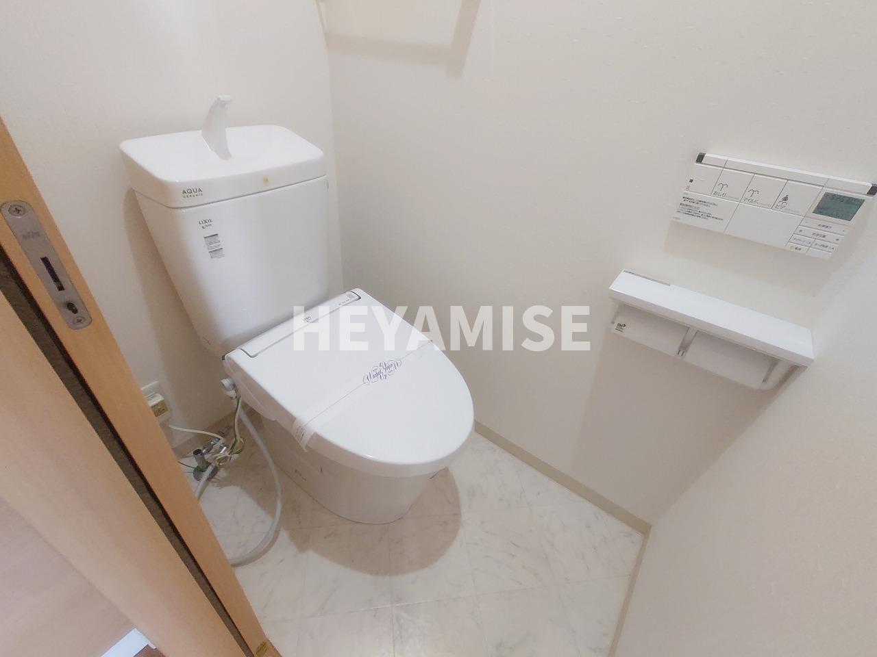 トイレ　※別のお部屋の写真です。