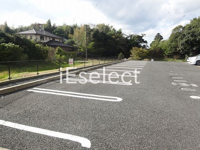 駐車場　敷地内駐車場です
