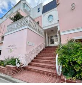 幼稚園・保育園　若草幼稚園（幼稚園・保育園）まで521m