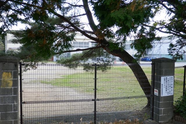中学校　磐田市立神明中学校（中学校）まで1347m
