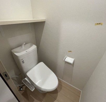 トイレ　※同シリーズ別建物参考写真