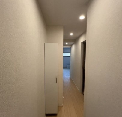 玄関　※同シリーズ別建物参考写真