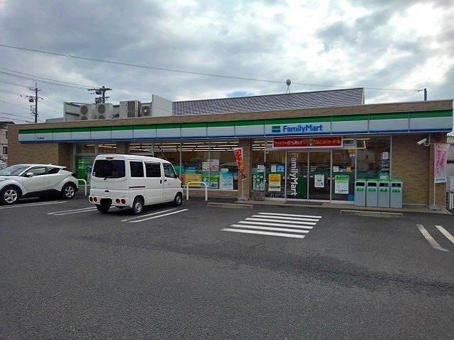 コンビニ　ファミリーマート　犬山清水店（コンビニ）まで500m