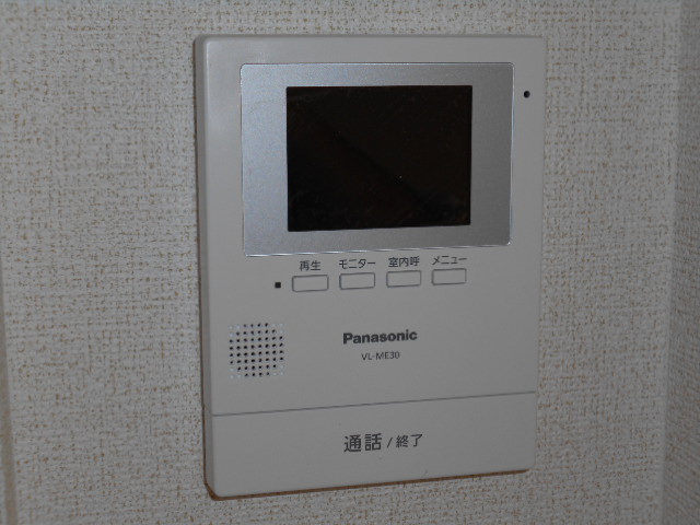 セキュリティ　カラーＴＶモニター付インターホン完備