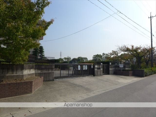 小学校　桜林小学校（小学校）まで505m