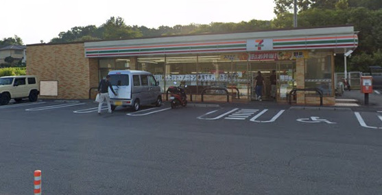 コンビニ　セブンイレブン 日進北新町店（コンビニ）まで1134m