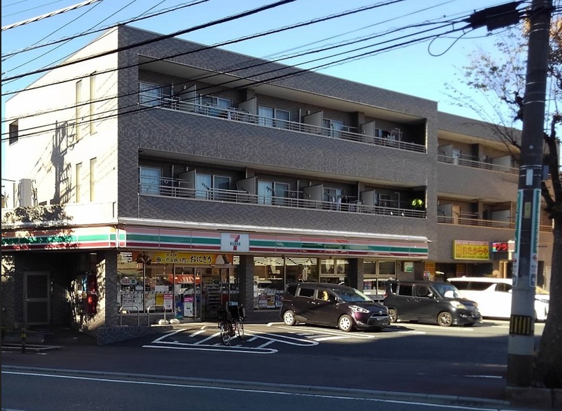 コンビニ　セブンイレブン東川口店（コンビニ）まで382m