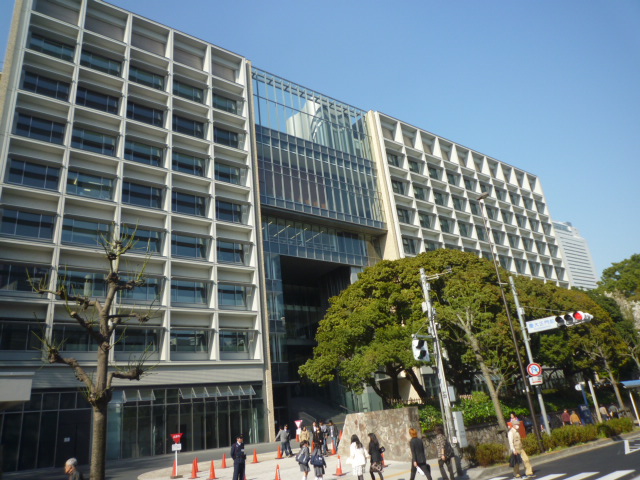 大学・短大　私立慶應義塾大学（大学・短大）まで1108m