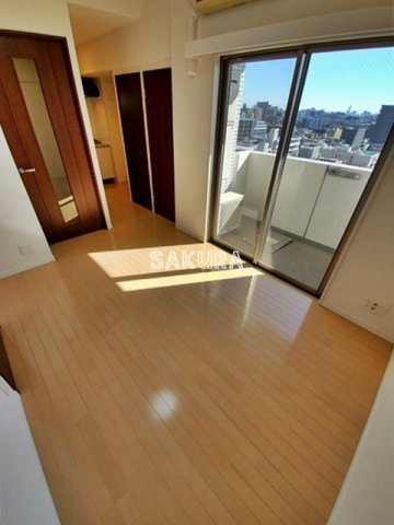 居室・リビング　開放感のあるゆったりとしたお部屋です♪