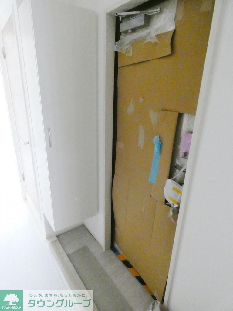 玄関　設備