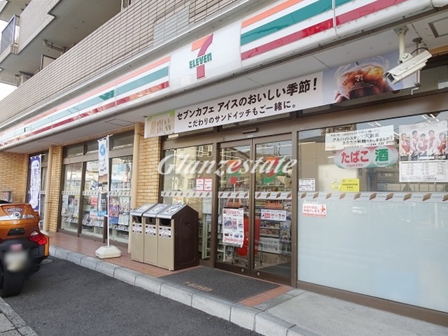 コンビニ　セブンイレブン 川崎木月3丁目店（コンビニ）まで262m