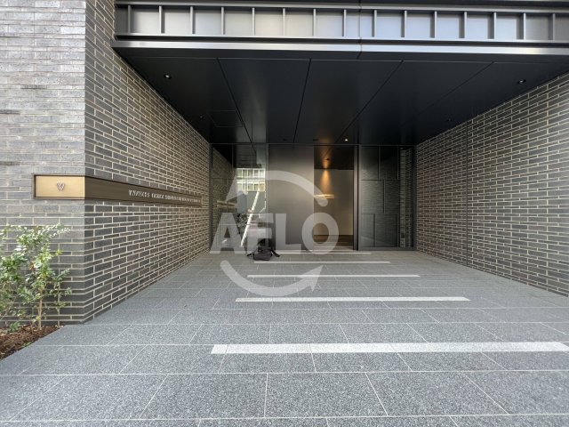 エントランス　ワコーレ大阪新町タワーレジデンス　エントランス