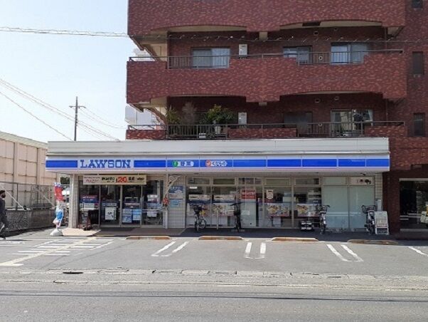 コンビニ　ローソンさいたま北袋町二丁目店（コンビニ）まで165m