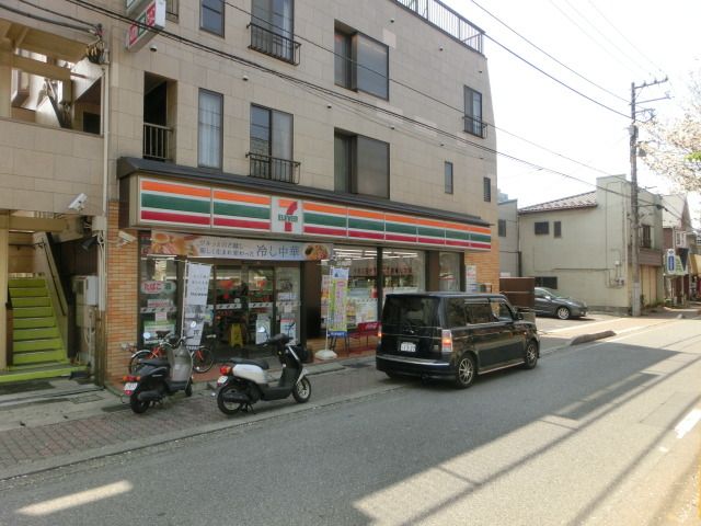 コンビニ　セブンイレブン（コンビニ）まで620m
