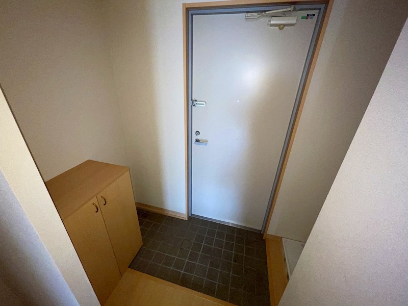 玄関　反転部屋参照