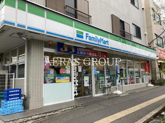 コンビニ　ファミリーマート 指扇駅前店（コンビニ）まで210m