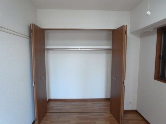 収納　（別タイプ参考写真）シンシティ東十条　北区東十条5