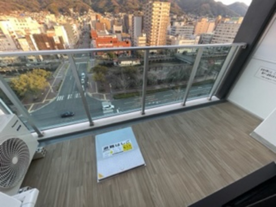 バルコニー　※別部屋の写真です