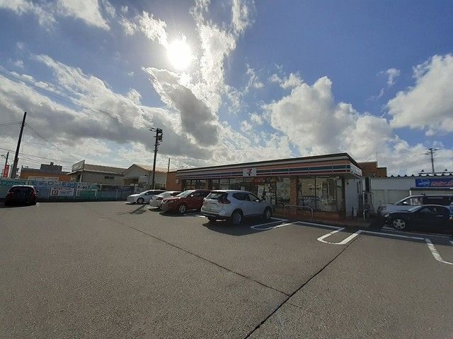 コンビニ　セブンイレブン 新潟上所店（コンビニ）まで350m