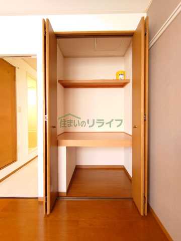 収納　リライフ下北沢店