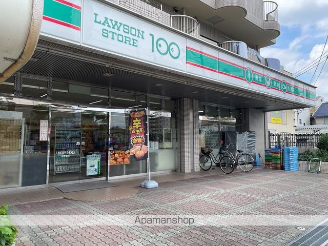 コンビニ　ローソンストア１００（コンビニ）まで321m