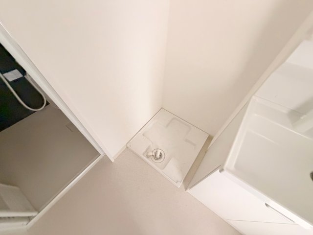 その他設備　嬉しい室内洗濯機置場。これで洗濯機も長持ちしますね。