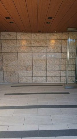 エントランス　建物の内部です