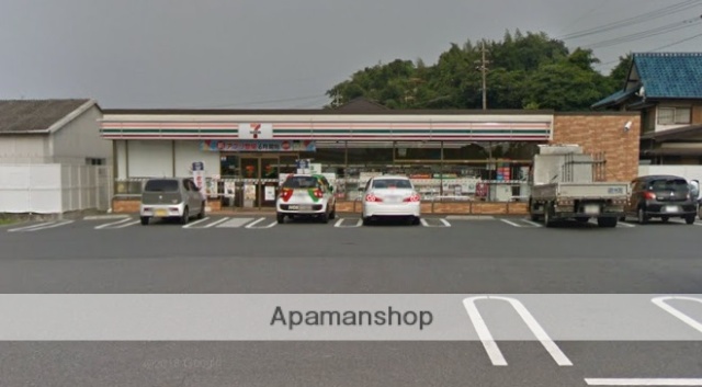 コンビニ　セブンイレブン（コンビニ）まで376m