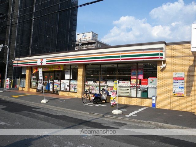 コンビニ　セブンイレブン（コンビニ）まで669m