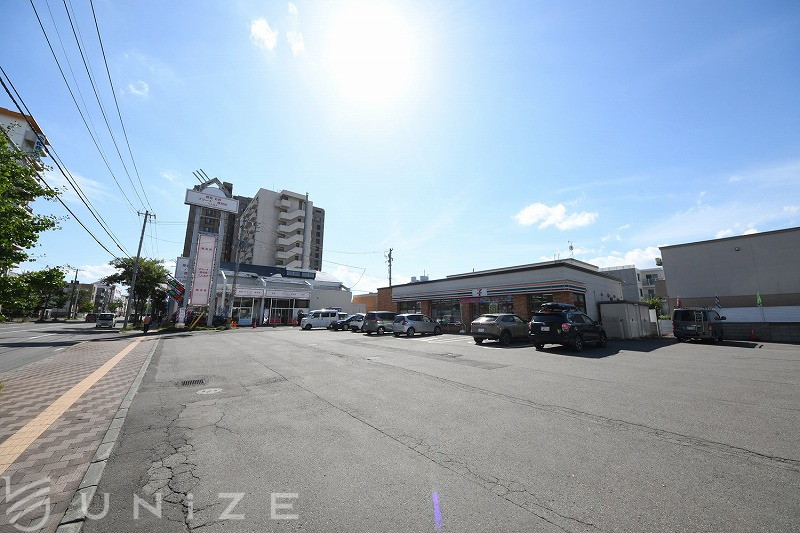 コンビニ　セブンイレブン札幌澄川中央店（コンビニ）まで366m