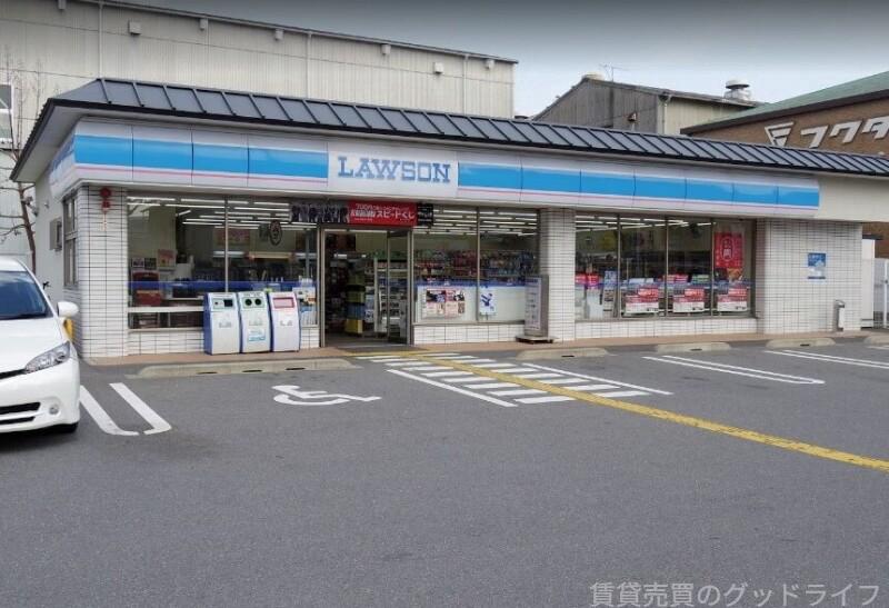 コンビニ　ローソン上鳥羽大宮通り店（コンビニ）まで604m