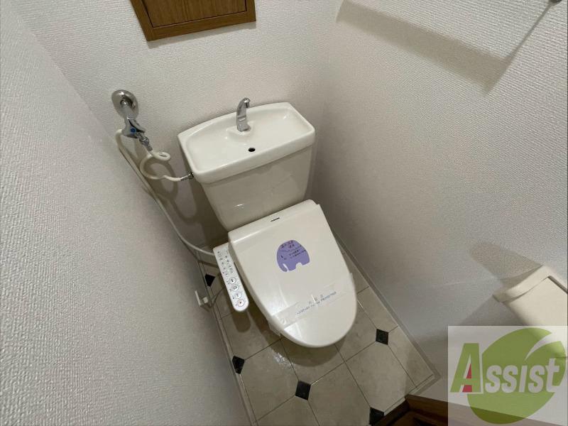 トイレ　トイレです。ウォシュレット付を探している方、おすすめです！