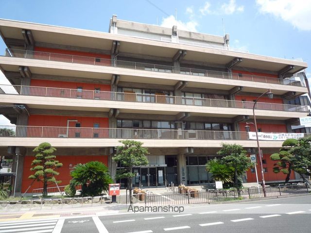 役所　枚方市役所（役所）まで3800m