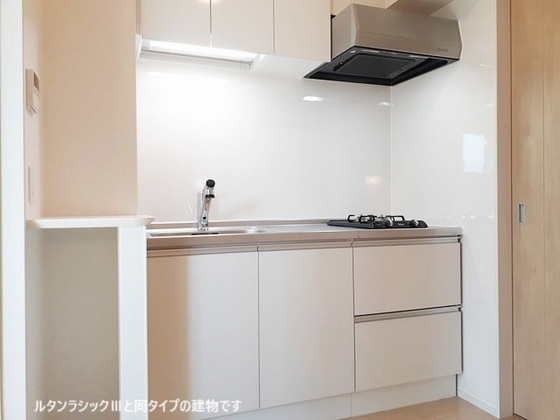 メゾン・セレニテ Cのキッチン写真