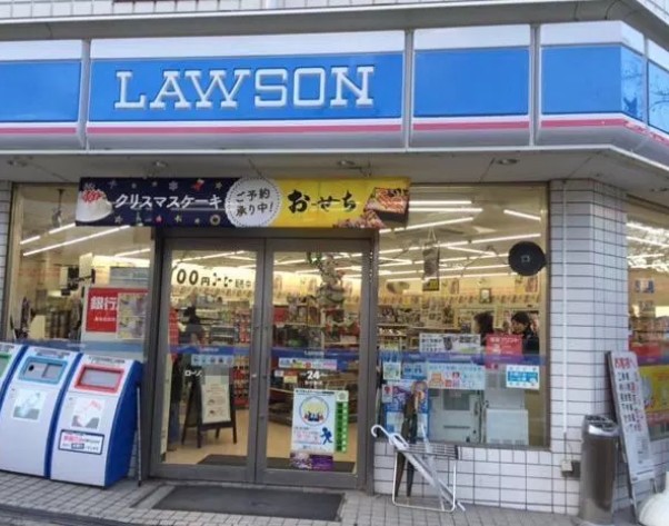 コンビニ　ローソン横浜新子安店（コンビニ）まで379m