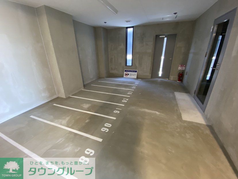 駐車場　★お問い合わせはタウンハウジングまで★