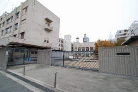 小学校　大阪市立大国小学校（小学校）まで88m