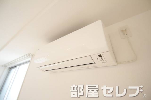 その他設備　冷暖房エアコン。