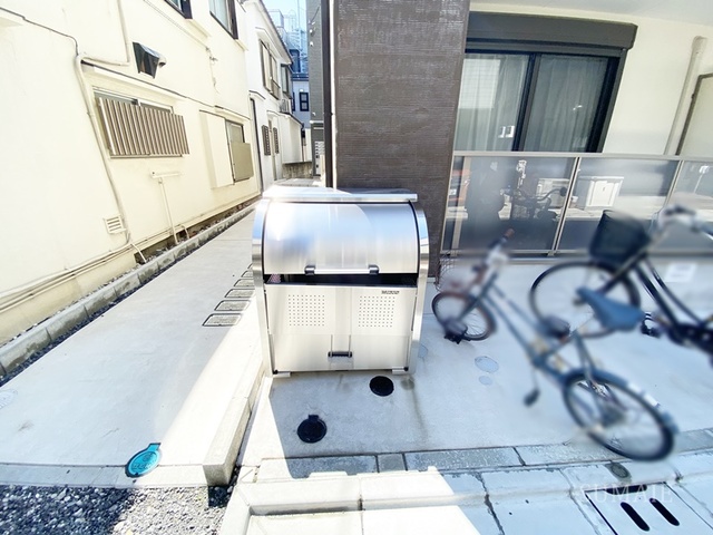 その他共有部分　ごみ置き場です☆