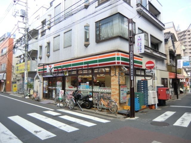 コンビニ　セブンイレブン墨田堤通1丁目店（コンビニ）まで680m